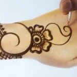 Modern Simple Mehndi Designs Step by Step (1)