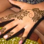 flower-leaf-Arabic-Mehendi-Designs