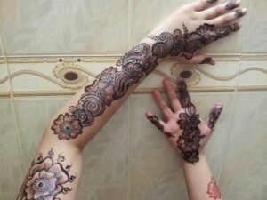 mehndi-designs-arms